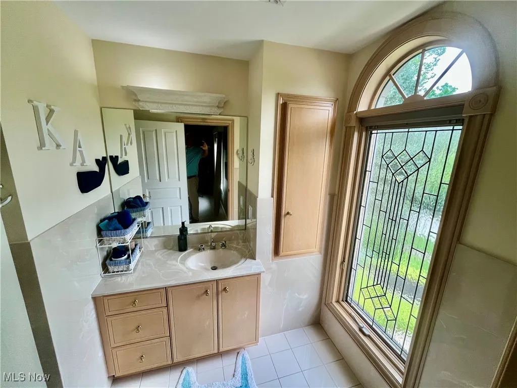 One of the private bathrooms off the bedroom