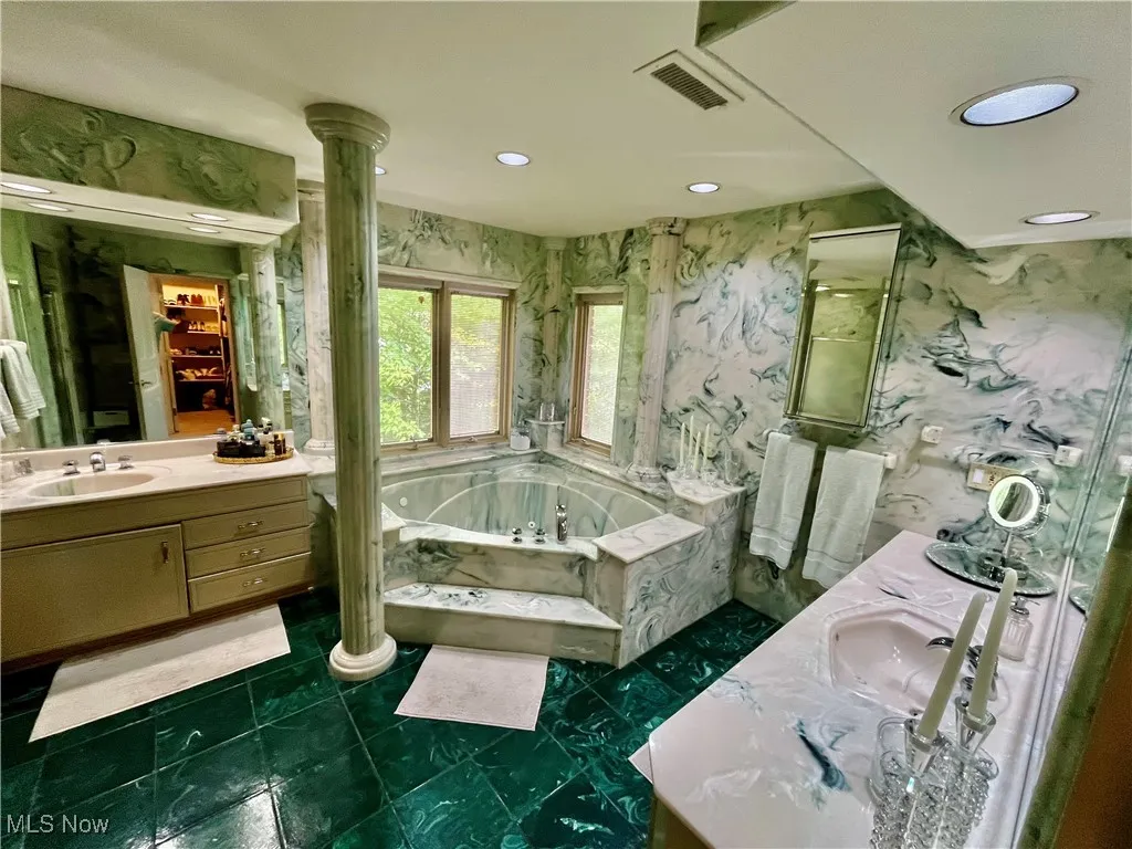 23547 Quail Hollow, Westlake, Ohio,MLS Now Listing ID