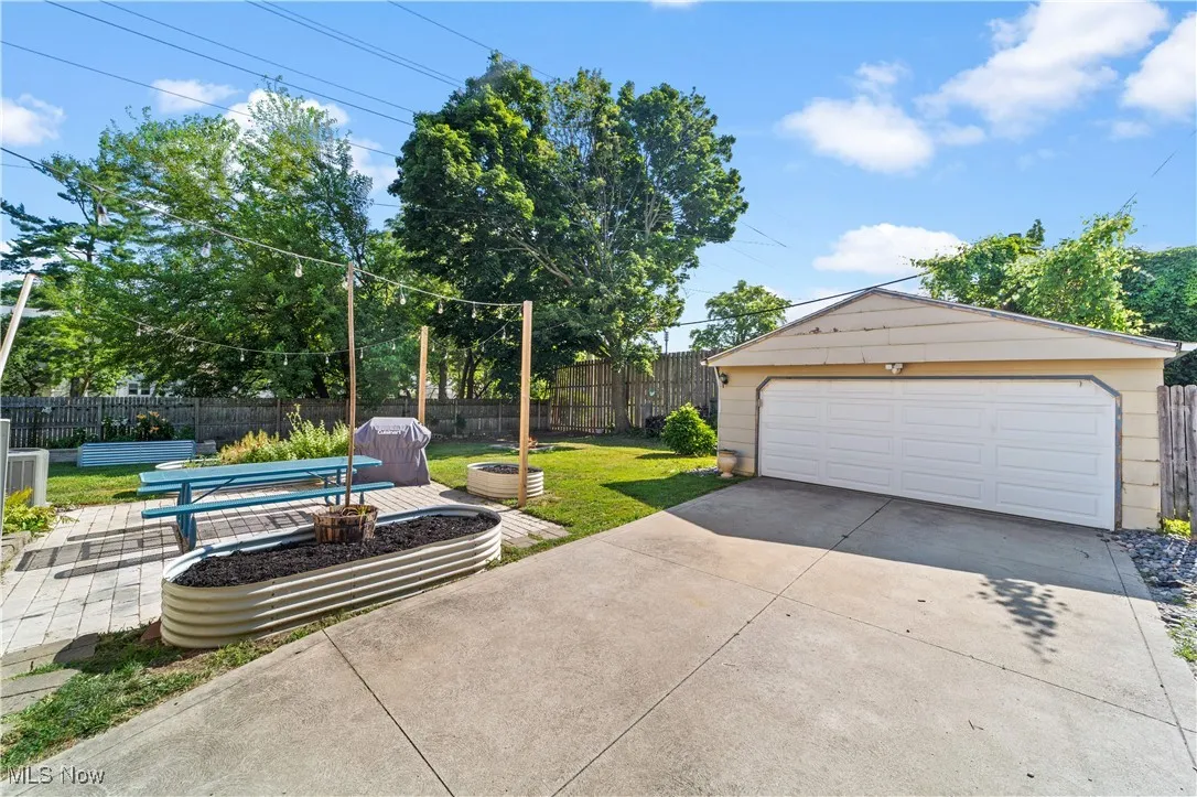 1325 Thoreau Road, Lakewood, Ohio 44107,MLS Now Listing ID