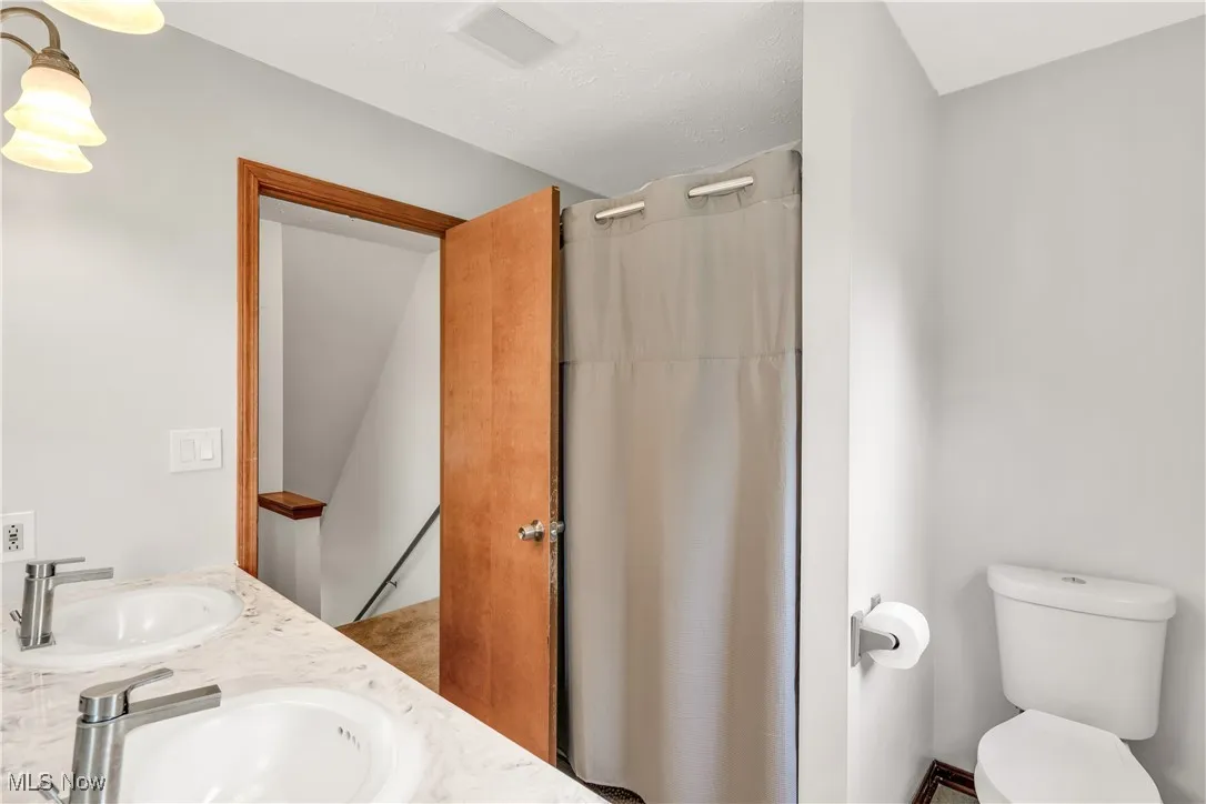 5605 Madrid Drive, Youngstown, Ohio,MLS Now Listing ID