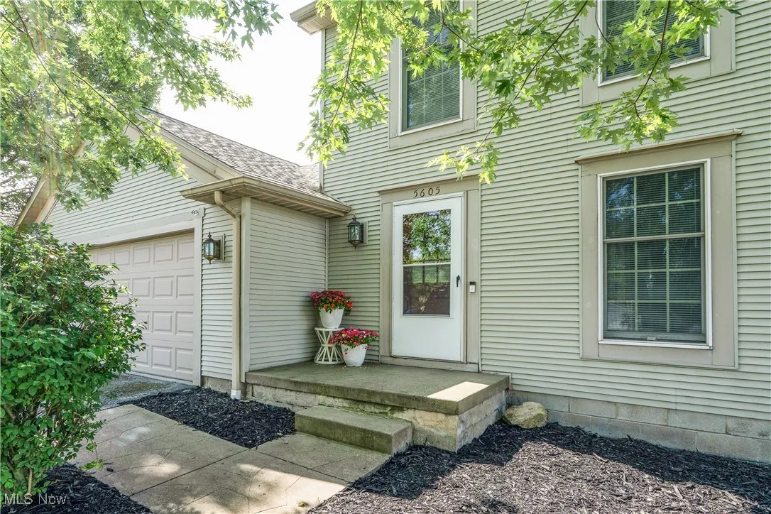 5605 Madrid Drive, Youngstown, Ohio,MLS Now Listing ID