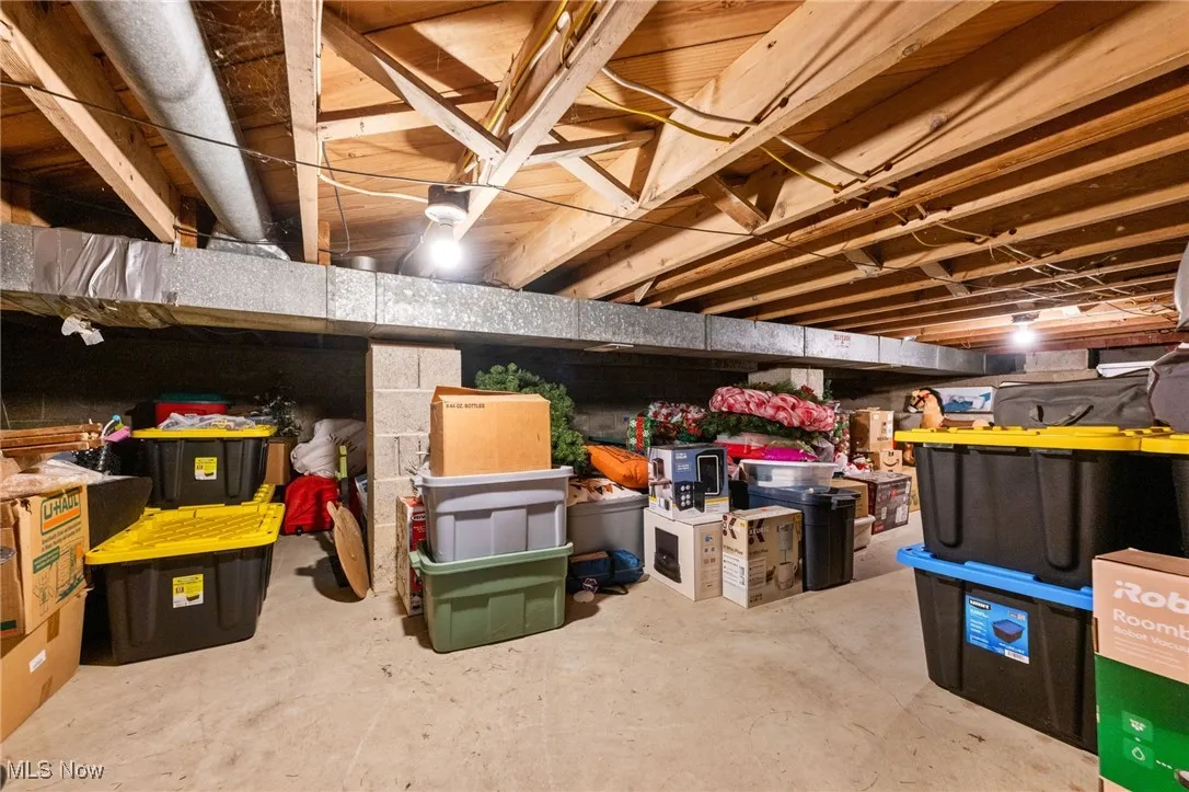 Crawl Space off Garage