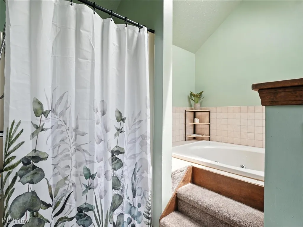 19070 Ridgeview Trail, Chagrin Falls, Ohio,MLS Now Listing ID