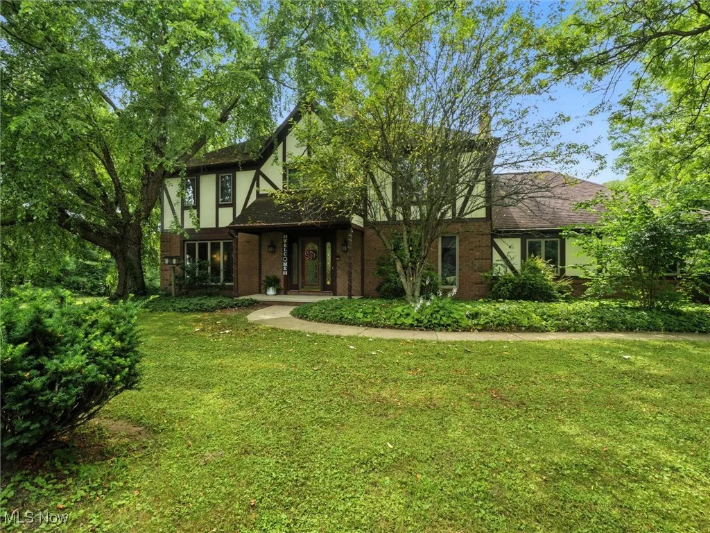 19070 Ridgeview Trail, Chagrin Falls, Ohio,MLS Now Listing ID