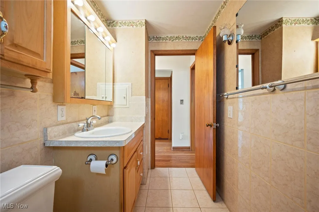 3016 Clague Road, North Olmsted, Ohio,MLS Now Listing ID