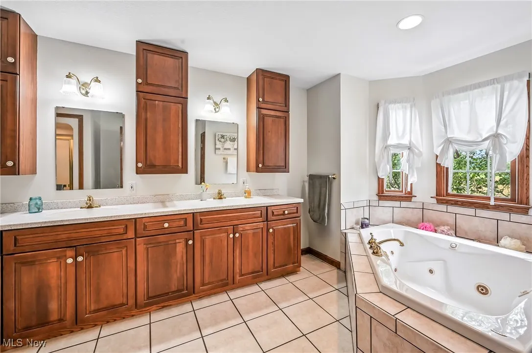 6388 Brianna Way, Warren, Ohio,MLS Now Listing ID