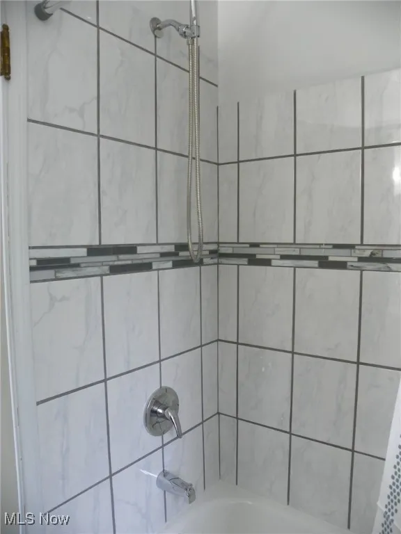 8314 Oxford Drive, Parma, Ohio,MLS Now Listing ID