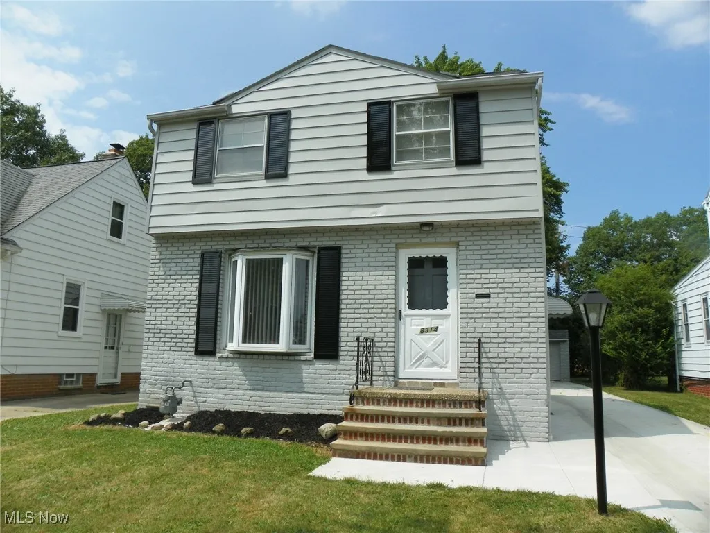8314 Oxford Drive, Parma, Ohio,MLS Now Listing ID