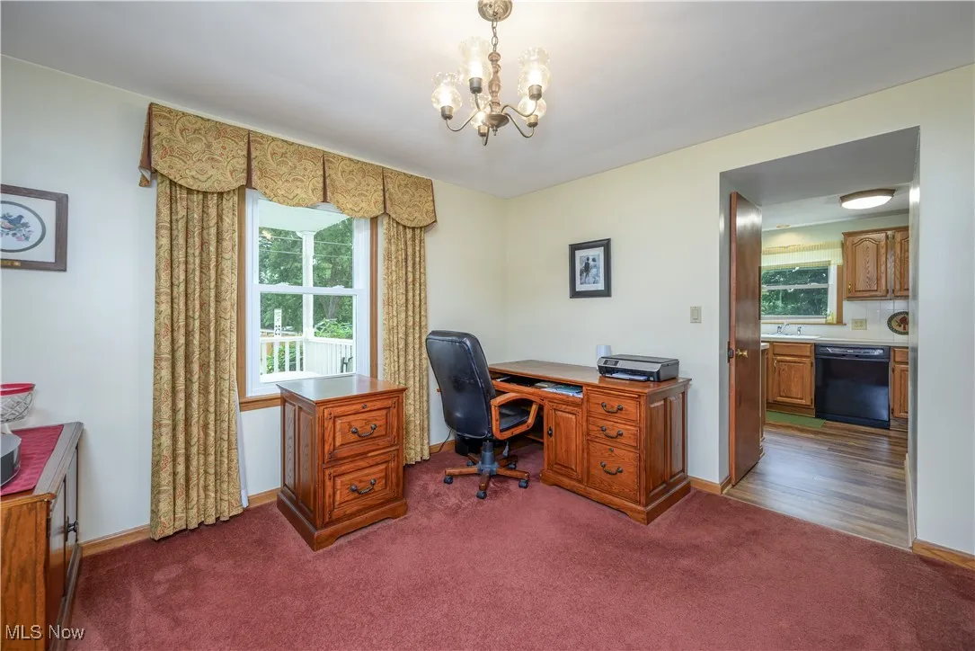  dining area used as a home office