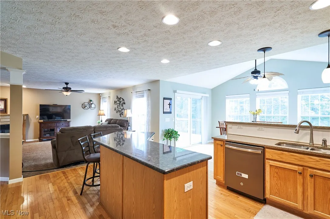 863 Willow Creek Drive, Fairlawn, Ohio,MLS Now Listing ID