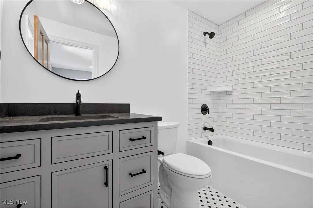 81 Hall Street, Chagrin Falls, Ohio 44022,MLS Now Listing ID
