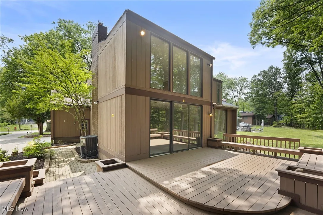 9193 Meadow Lane, Brecksville, Ohio,MLS Now Listing ID
