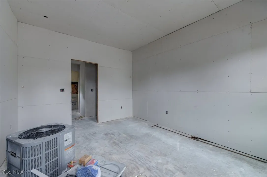 2nd fl bedrom
