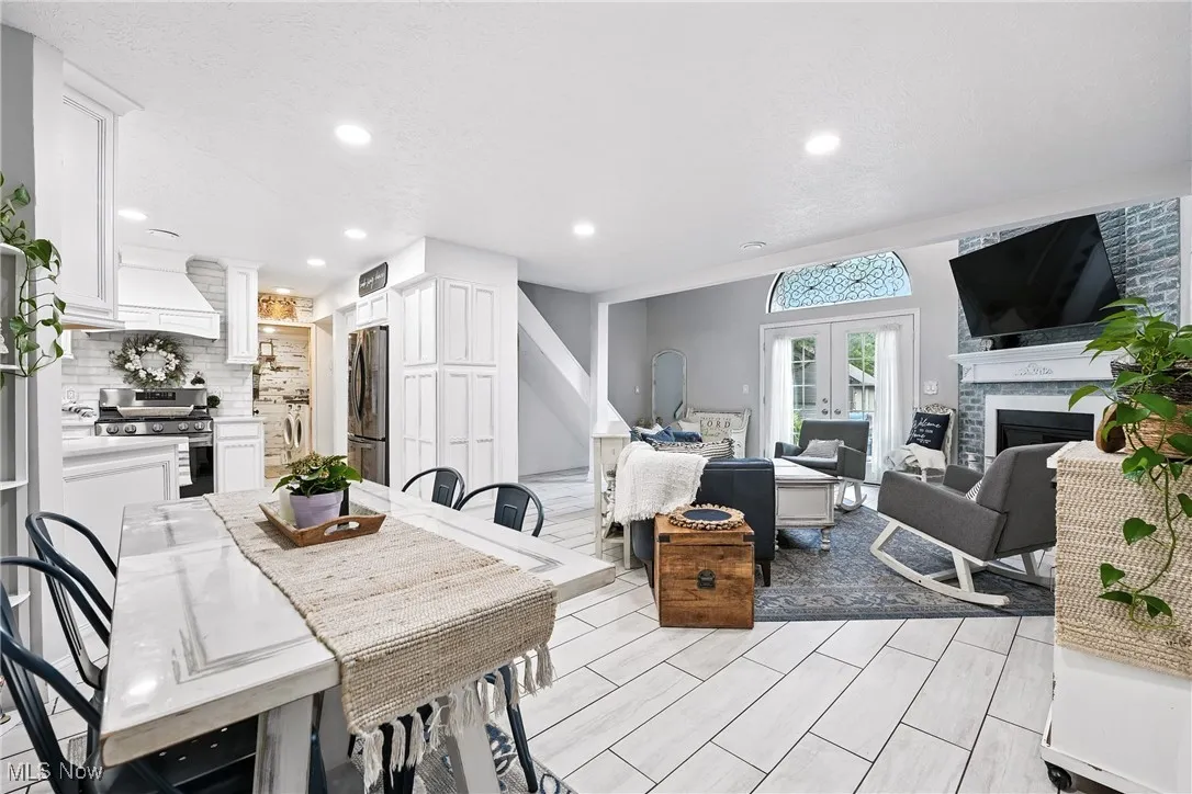1293 Redtail Hawk Drive # 4, Boardman, Ohio,MLS Now Listing ID