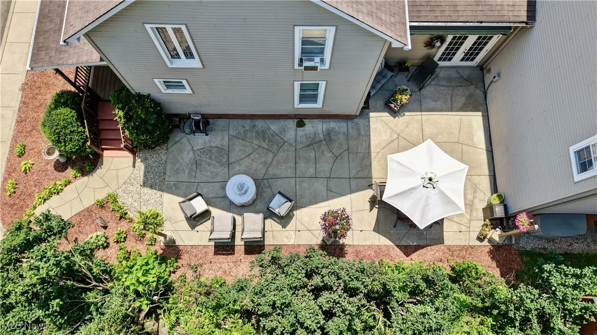 Aerial view of property and surrounding area