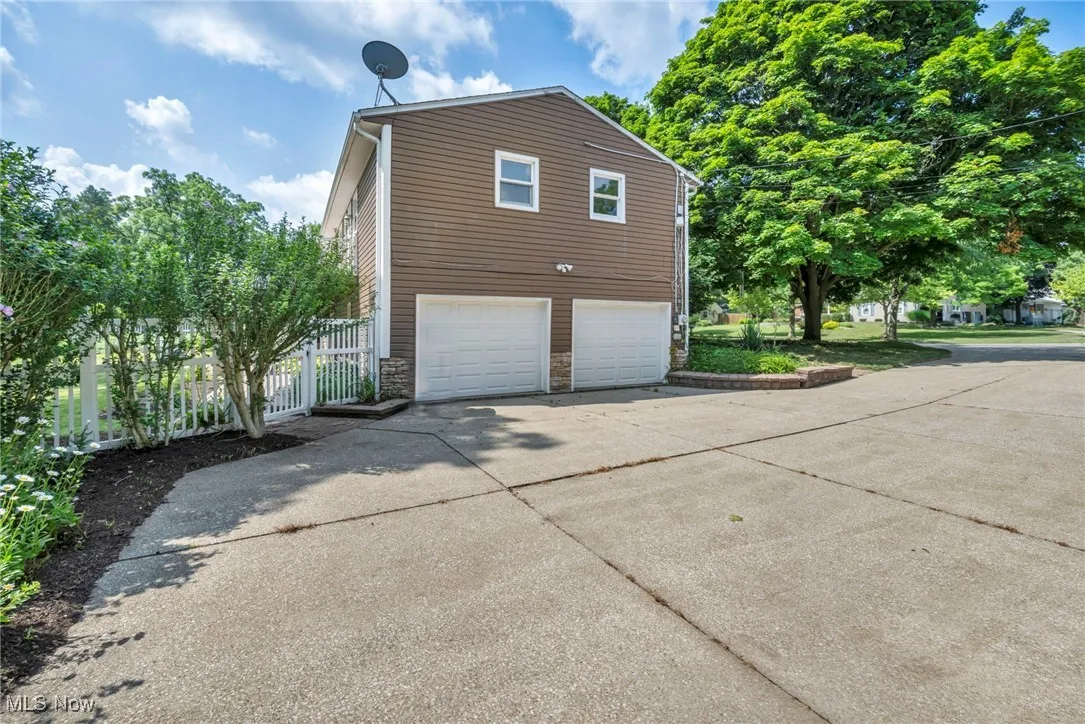 959 Sandy Lane, Medina, Ohio,MLS Now Listing ID