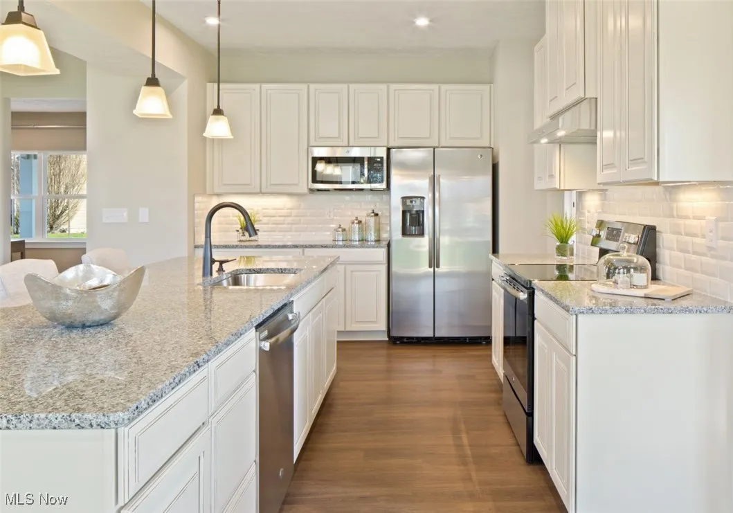 221 Emerald Drive, Chardon, Ohio,MLS Now Listing ID