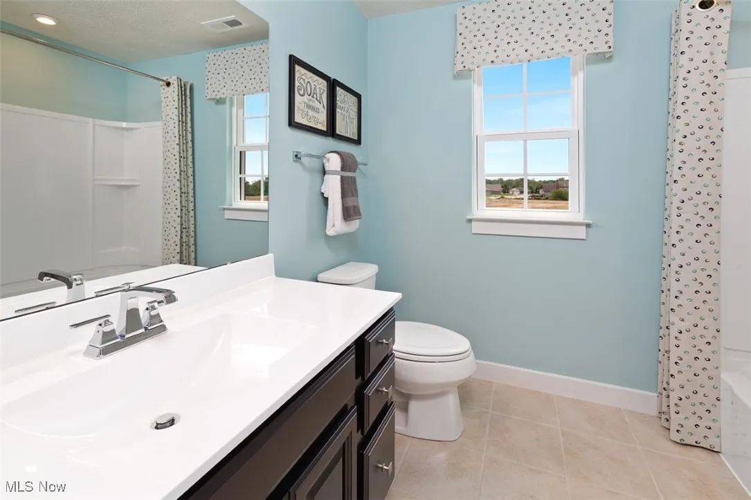 211 Emerald Drive, Chardon, Ohio,MLS Now Listing ID
