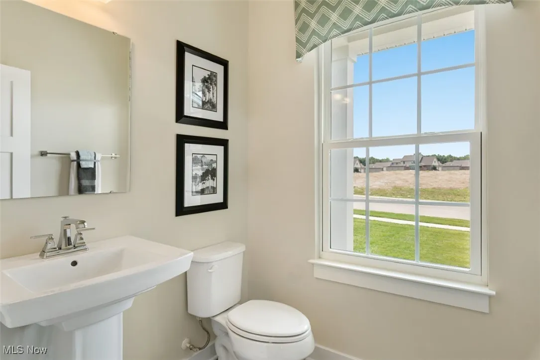 211 Emerald Drive, Chardon, Ohio,MLS Now Listing ID