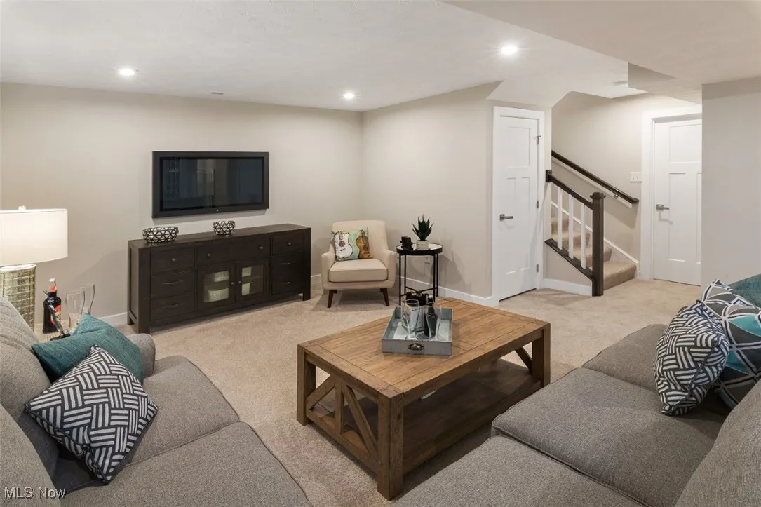211 Emerald Drive, Chardon, Ohio,MLS Now Listing ID
