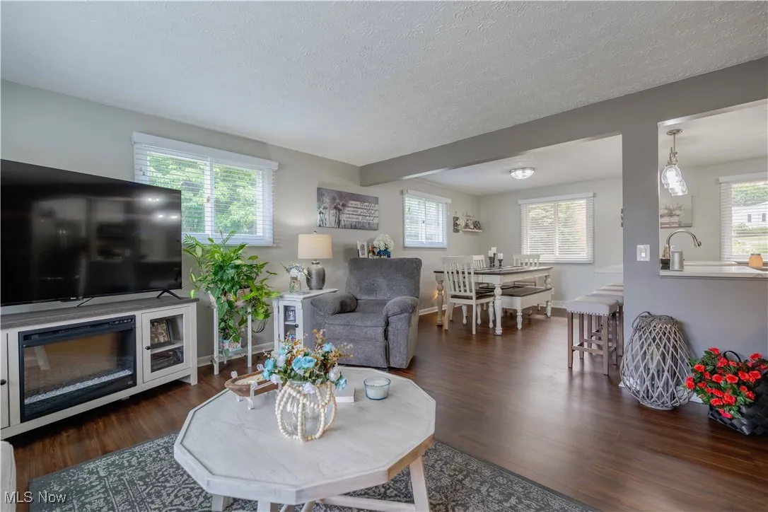 7255 Starcliff Avenue, North Canton, Ohio,MLS Now Listing ID