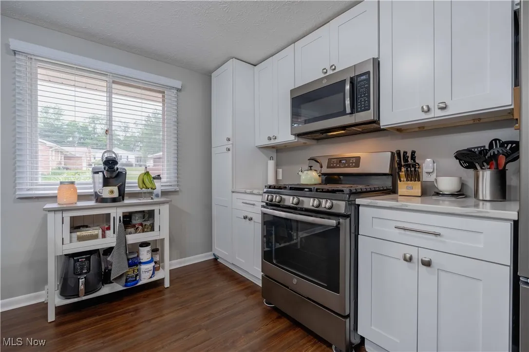7255 Starcliff Avenue, North Canton, Ohio,MLS Now Listing ID