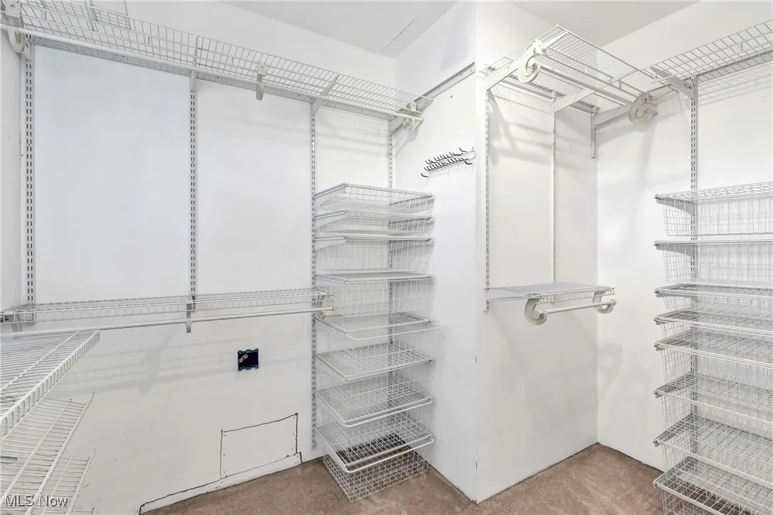 Walk in closet, Primary Bedroom