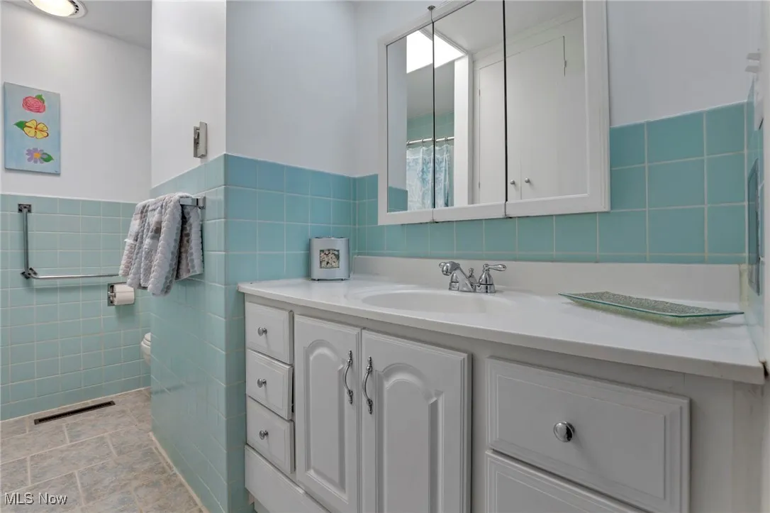 4920 W Shore Drive, Zanesville, Ohio,MLS Now Listing ID