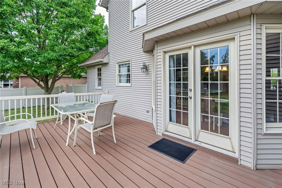 Deck featuring outdoor dining area