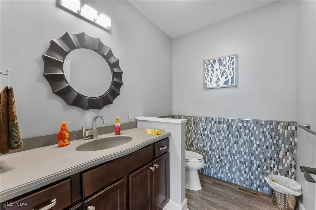 5987 Youngstown Hubbard Road, Hubbard, Ohio,MLS Now Listing ID