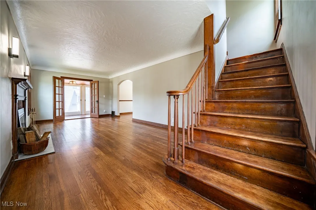 5200 Spencer Road, Lyndhurst, Ohio,MLS Now Listing ID