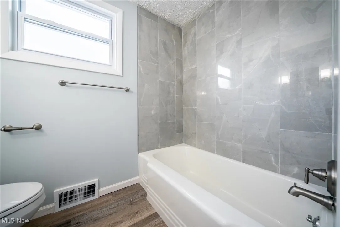 First floor full bath