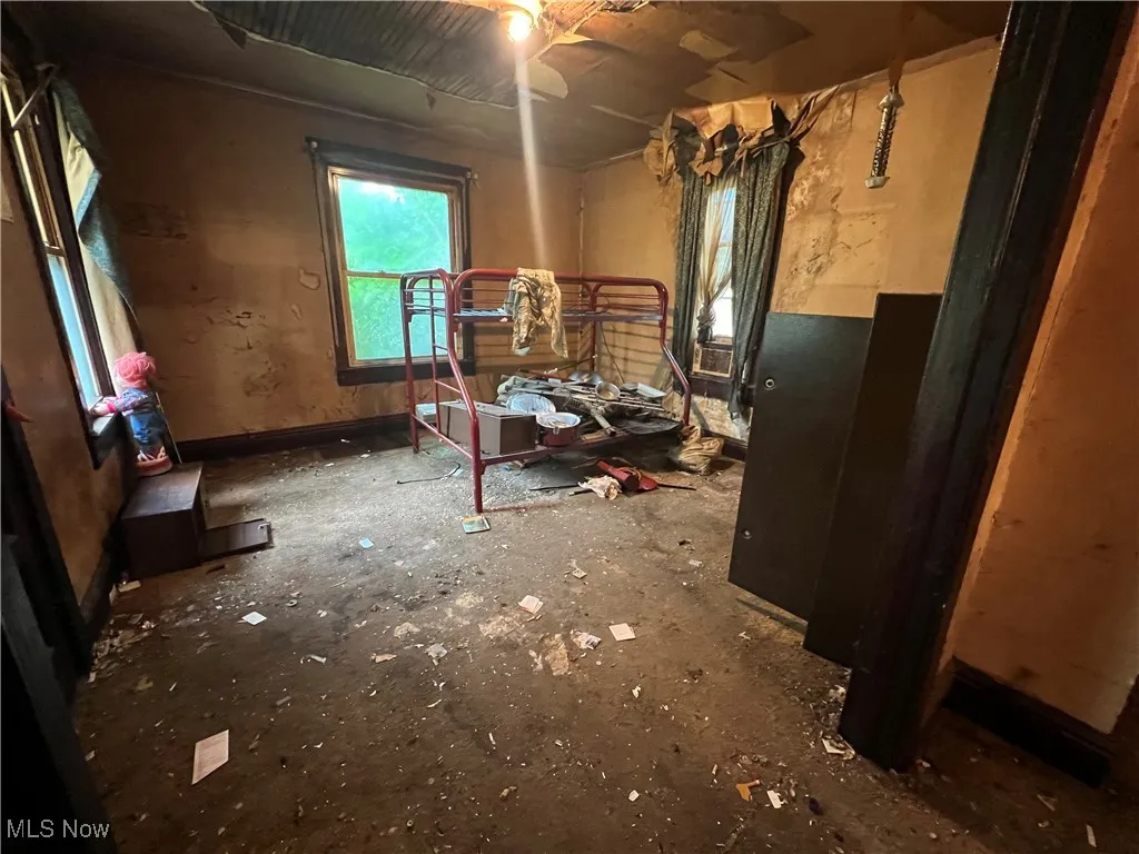 Den or 4th Bedroom on main floor