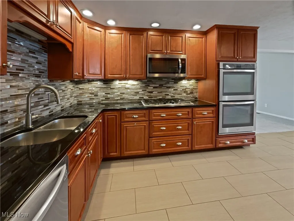 6305 Christman Drive, North Olmsted, Ohio,MLS Now Listing ID