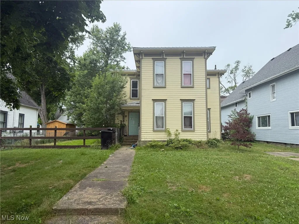 View of italianate home