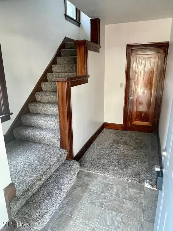 Pic provided by seller (prior to tenants moving in)
