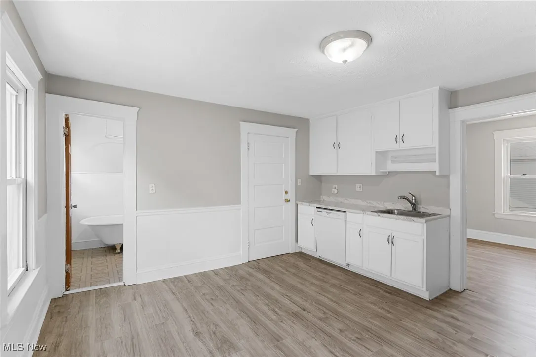 2064 Halstead Avenue, Lakewood, Ohio,MLS Now Listing ID