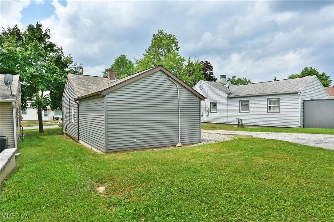 33 Mc Donald Avenue, Niles, Ohio,MLS Now Listing ID