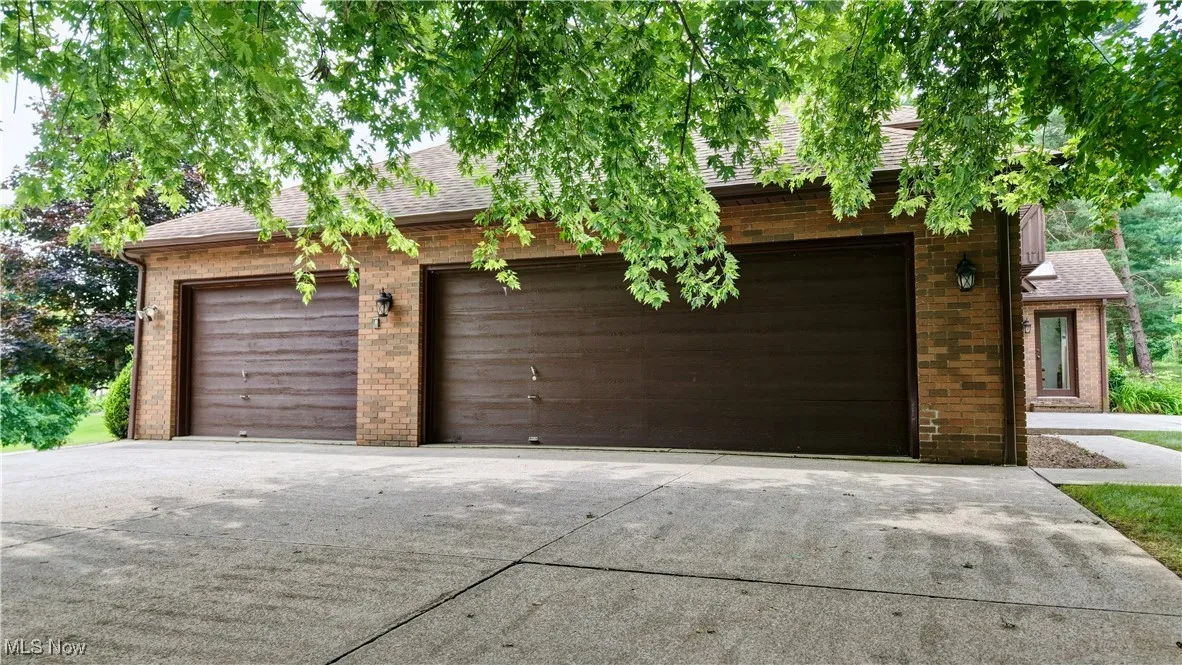 2481 Parkridge Drive, Hinckley, Ohio,MLS Now Listing ID