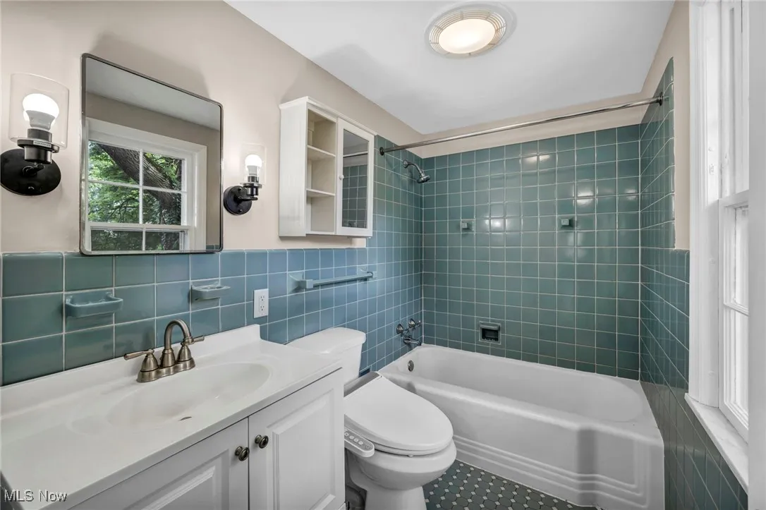 23580 Shaker Boulevard, Shaker Heights, Ohio,MLS Now Listing ID