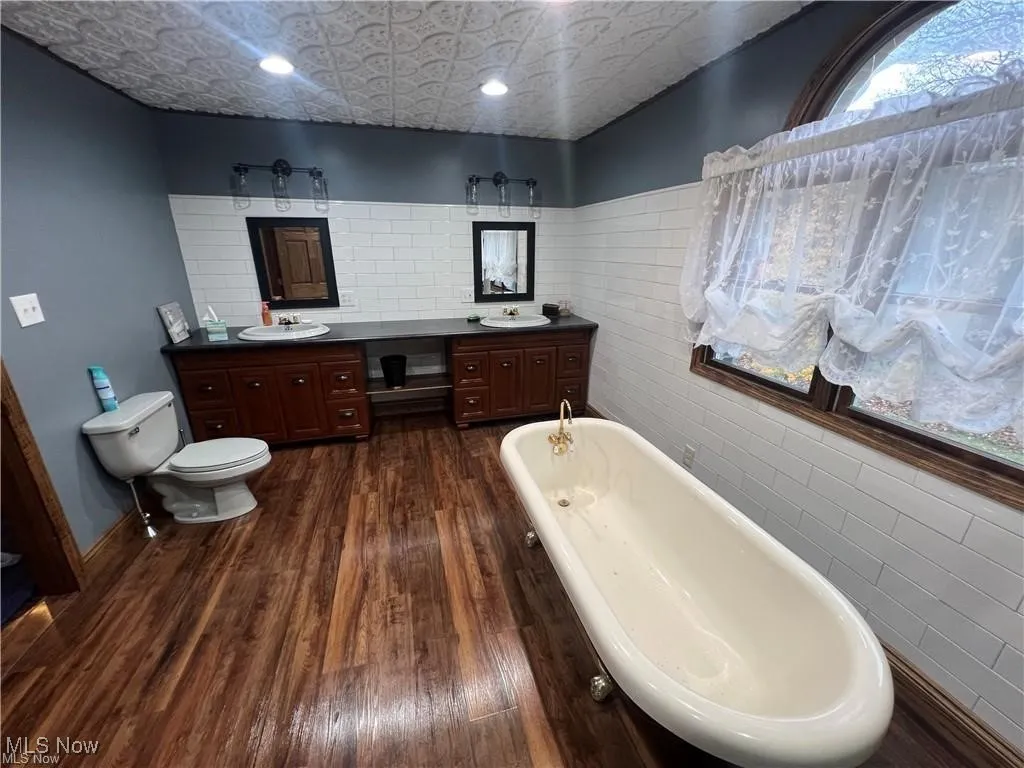 48501 Belmont Avenue, East Liverpool, Ohio,MLS Now Listing ID