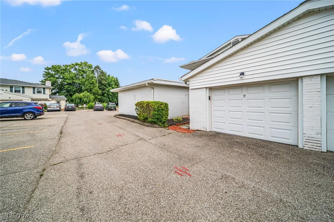 5 Meadowlawn Drive # 9, Mentor, Ohio,MLS Now Listing ID