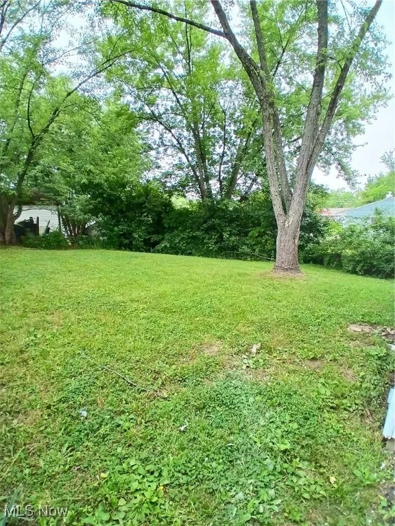 28 Wilmette Lane, Youngstown, Ohio,MLS Now Listing ID