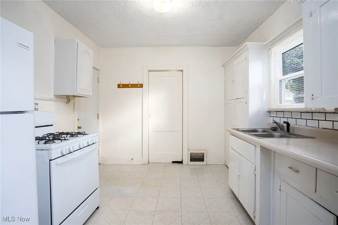 1333 Meriline Street, Cuyahoga Falls, Ohio,MLS Now Listing ID