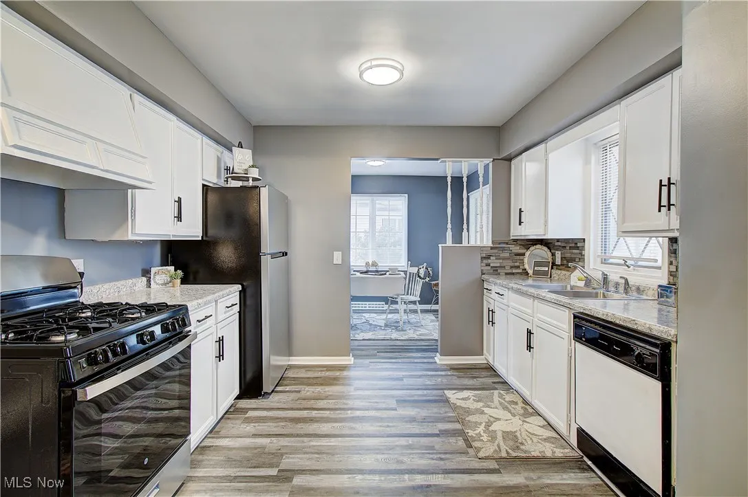 Brand new appliances are gifts to you.
