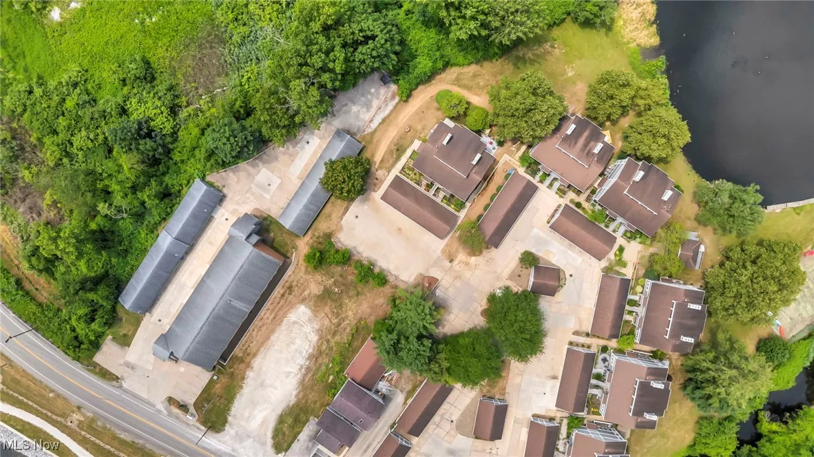 Aerial view of property and surrounding area
