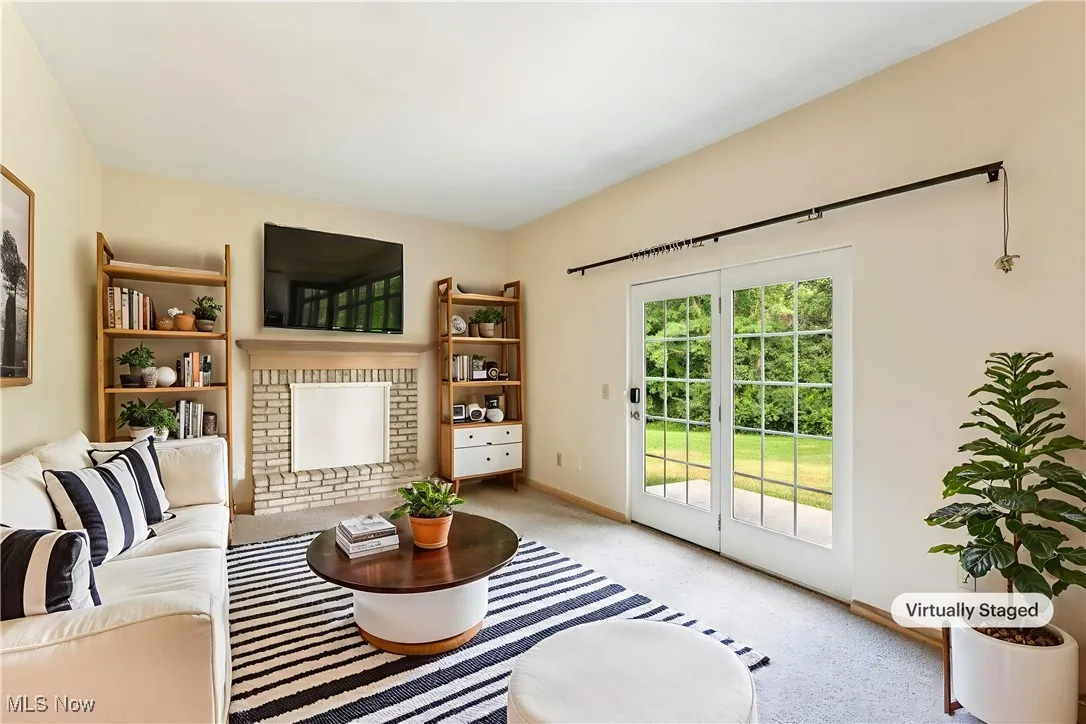 1085 Winhurst Drive, Akron, Ohio,MLS Now Listing ID