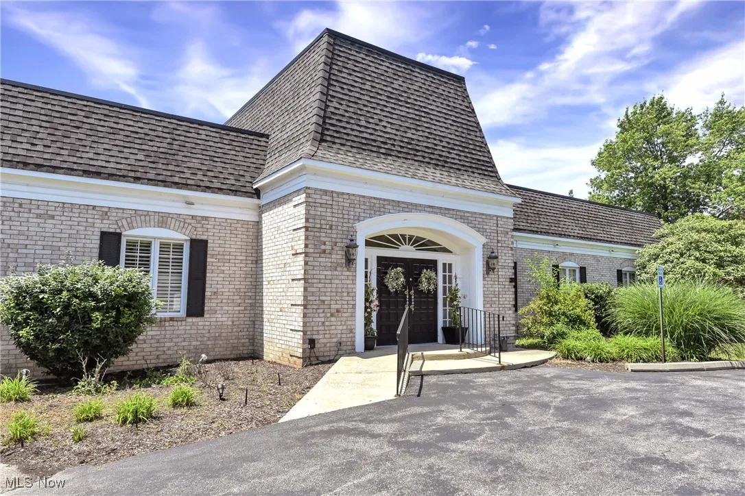 1851 King James # 322, Westlake, Ohio,MLS Now Listing ID