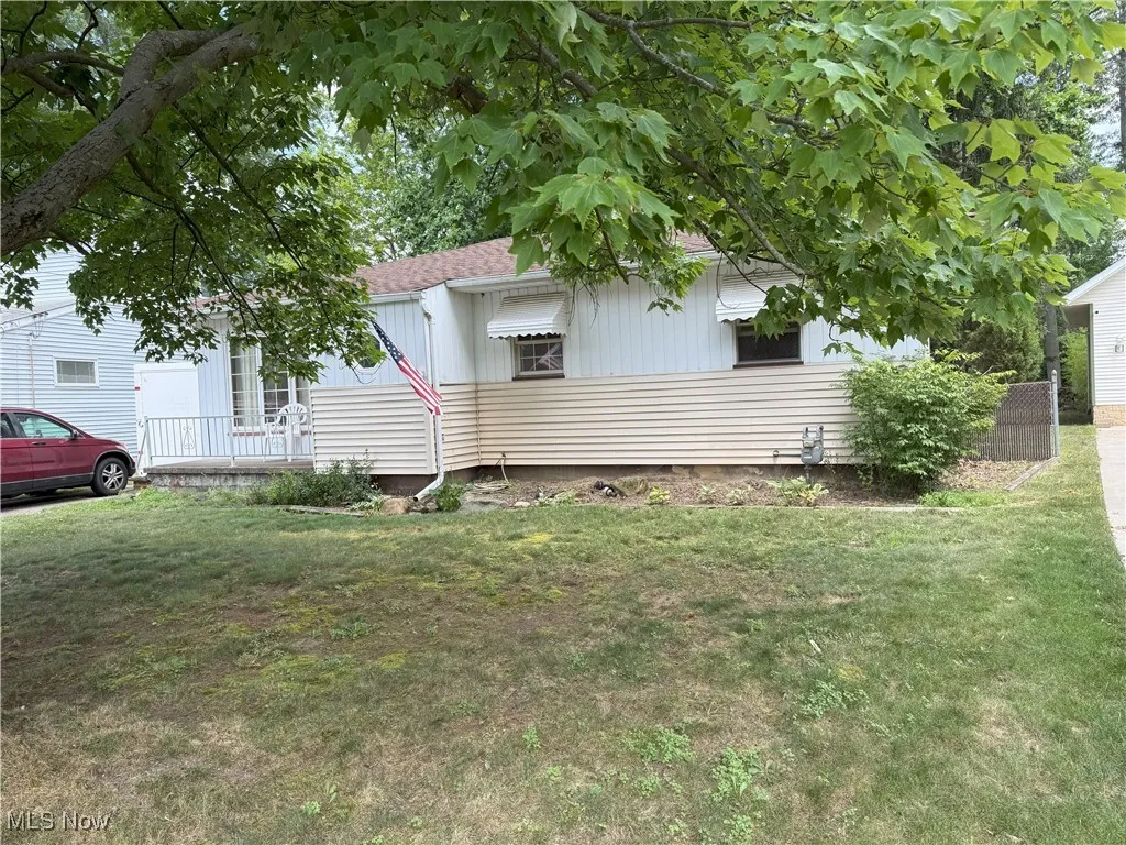View of front of home with a front lawn