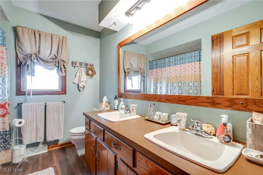 10154 Carlswood Avenue, Hartville, Ohio,MLS Now Listing ID